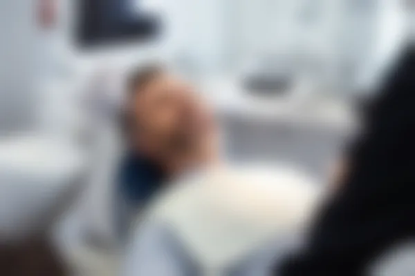 补牙应该在大姨妈结束后多久才合适？了解很不错时机与注意事项。