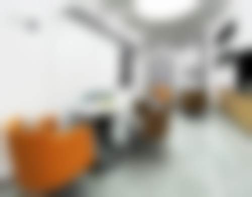 二、咸阳秦都木子口腔门诊部医生团队，打造专精诊疗服务