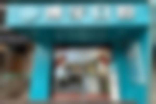 二、荆州洪湖博牙口腔门诊部医生团队，打造专精诊疗服务