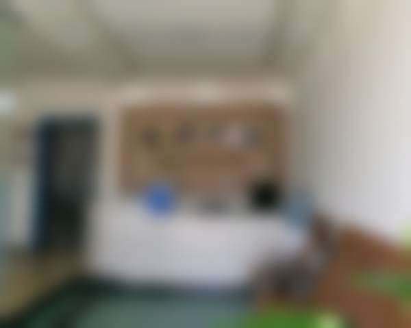 二、延安洛川亨利口腔门诊部医生团队，打造专精诊疗服务