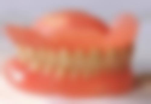 杭州杭里口腔门诊部[种植]980元/颗，汇聚副高职称种植医师团队，可开展穿颧穿翼、all-on-4及各类复杂疑难种植技术