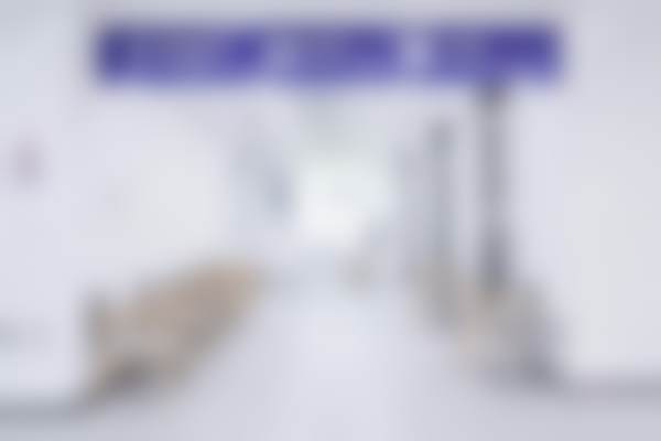 西安双宝口腔医院[牙齿矫正]11000元 涵盖金属自锁托槽、隐适美/时代天使矫正方式，主推医师拥有近千正畸案例