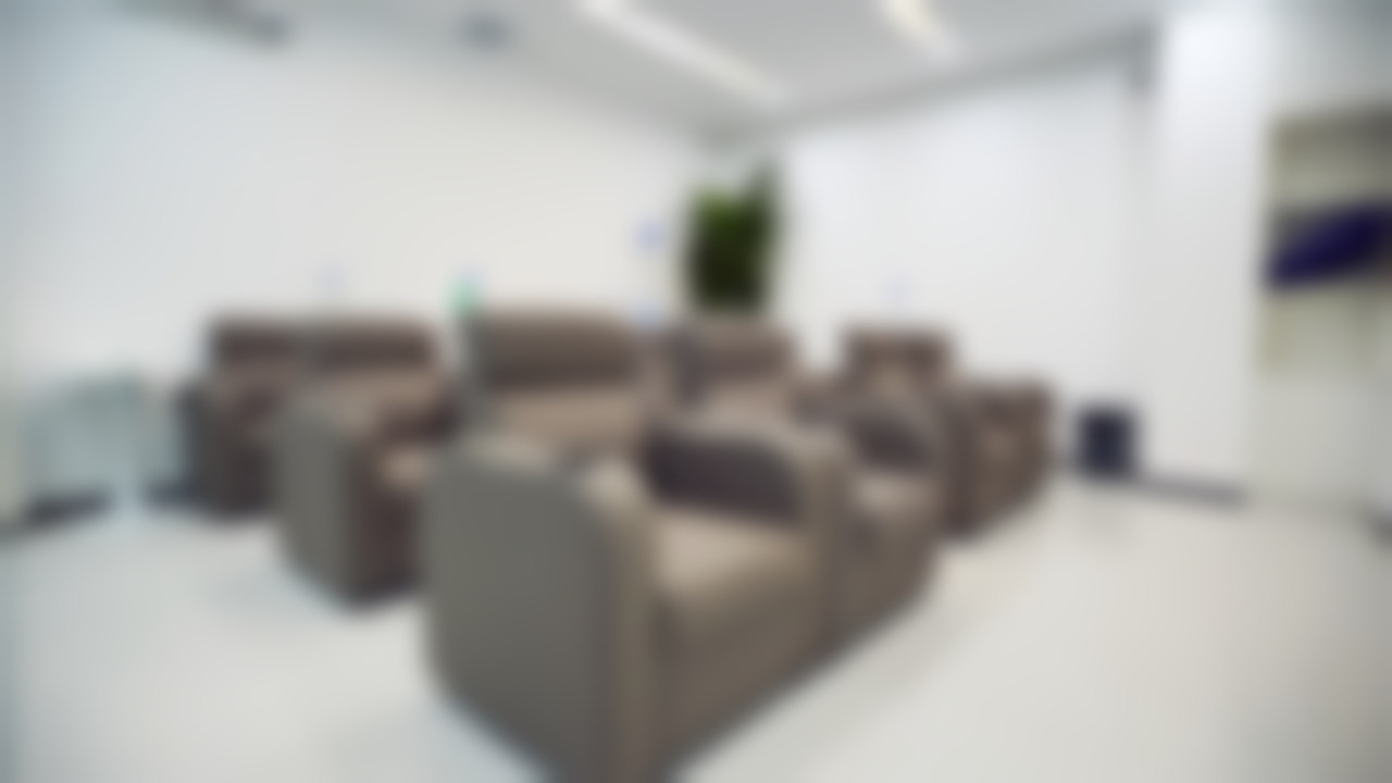 成都团圆口腔医院（高新院区）种植牙4500元/颗：采用数字化即速戴种植体系，可开展穿颧穿翼等各类高难度种植，即刻种即刻用