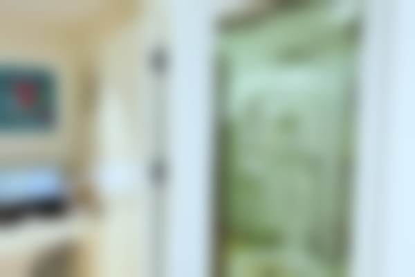 六、青岛华颜美口腔荣誉资质与患者口碑,见证品牌实力