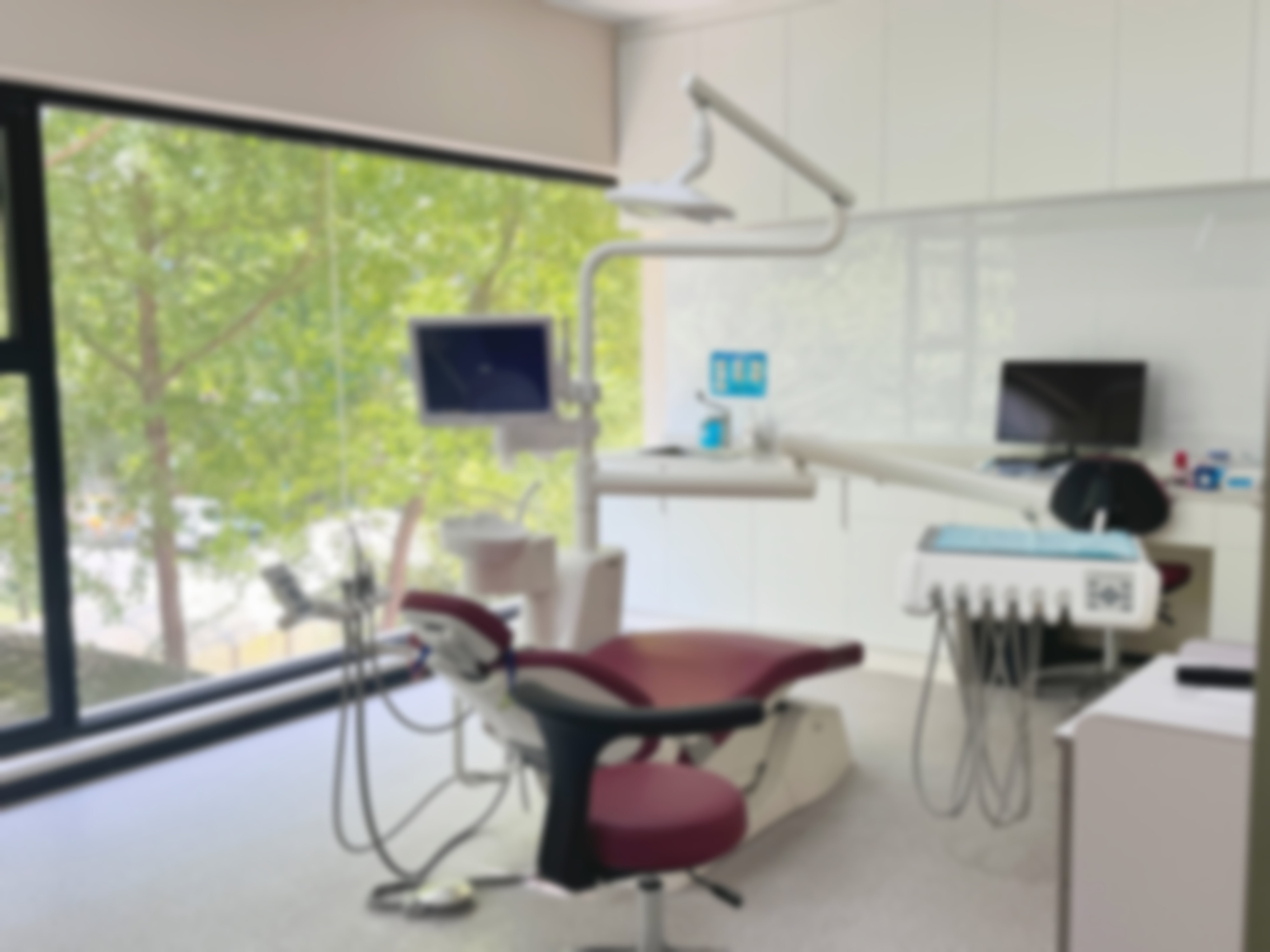 杭州杭里口腔门诊部[种植]：创英种植体980元/颗
医生累计数万颗种植案例，可开展疑难种植、即刻种植等各类核心诊疗技术