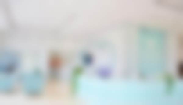 二、乌兰察布市少伟口腔门诊部医生团队，打造专精诊疗服务