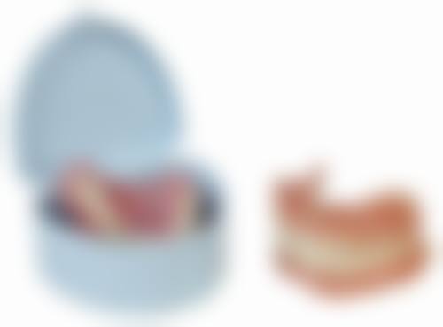 二、四川泸州贝贝口腔门诊部医生团队，打造专精诊疗服务