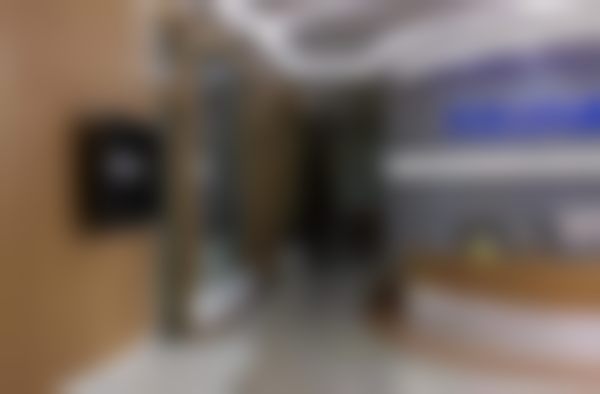 六、珠海莱恩特口腔门诊部荣誉资质与患者口碑，见证品牌实力