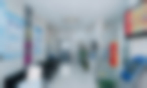 六、上海华齿口腔门诊部（长阳路店）荣誉资质与患者口碑，见证品牌实力