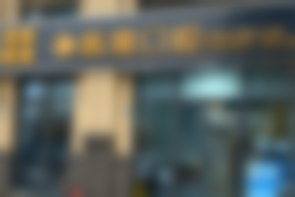 二、成都简阳核桃口腔门诊部(三岔店)医生团队，打造专精诊疗服务