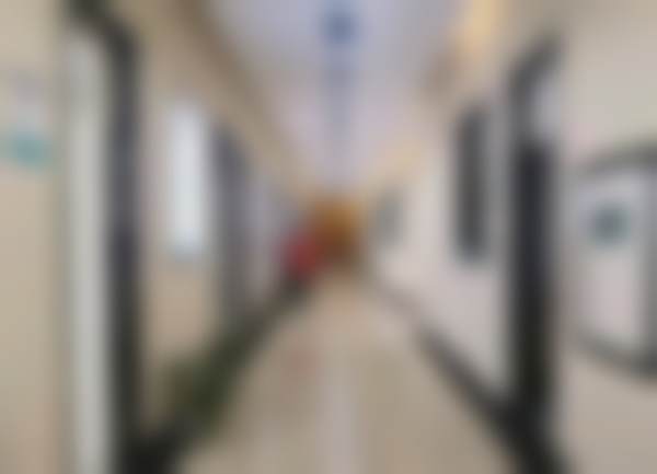 二、怀化经济开发区牙博士口腔门诊部医生团队,打造专精诊疗服务