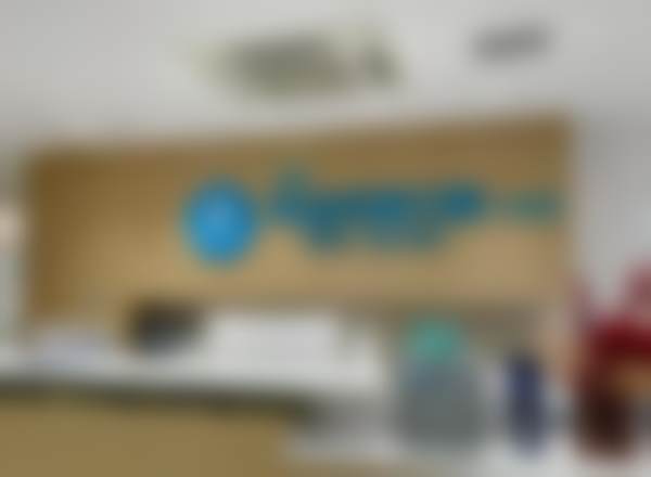 二、上海菁品拜丽口腔门诊部医生团队,打造专精诊疗服务