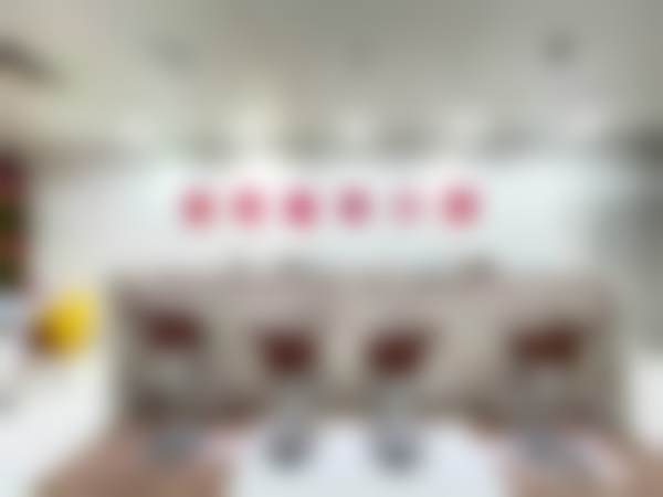 医生资质介绍:解京森+上海美呀植联口腔门诊部(上宁店)+核心项目